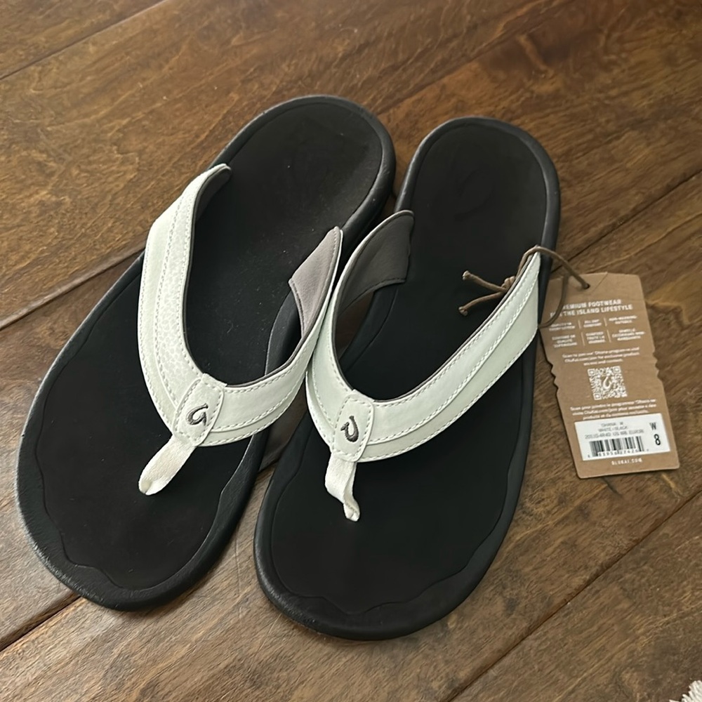 Olukai Ohana Leather Thong Sandals Flip Flop Black/White Womens Sz 8 EU38